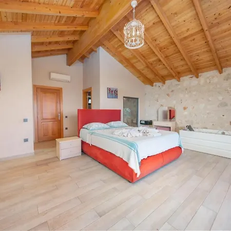 Tas Ev Villa